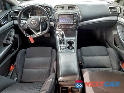 Zdjęcie 8 z 12 samochodu: 2017 NISSAN MAXIMA 3.5S VIN:1N4AA6AP7HC422508 - miniatura