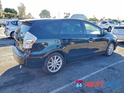Trzecie zdjęcie samochodu z tyłu: 2013 TOYOTA PRIUS V VIN:JTDZN3EU9D3235412 - miniatura