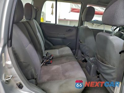 Zdjęcie 11 z 15 samochodu: 2001 CHEVROLET TRACKER VIN:2CNBJ13C016952812 - miniatura