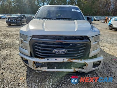 Piąte zdjęcie samochodu w środku: 2016 FORD F150 SUPERCREW VIN:1FTEW1EF1GKF90411 - miniatura