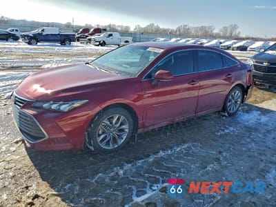 2021 TOYOTA AVALON HYBRID XLE 4T1AA1AB4MU003632 - główne zdjęcie licytacji z USA - miniatura