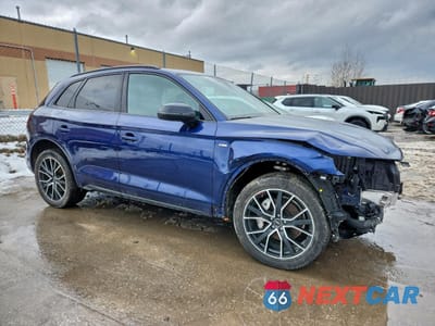 Czwarte zdjęcie samochodu z boku: 2023 AUDI Q5 PREMIUM PLUS 45 VIN:WA1EAAFY5P2181577 - miniatura