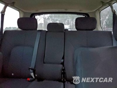 Zdjęcie 10 z 13 samochodu: 2010 MITSUBISHI ENDEAVOR LS VIN:4A4JM2AS6AE017841 - miniatura