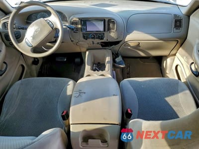 Zdjęcie 8 z 12 samochodu: 2002 FORD EXPEDITION VIN:1FMRU15WX2LA70391 - miniatura