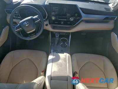 Zdjęcie 8 z 14 samochodu: 2023 TOYOTA HIGHLANDER HYBRID LIMITED VIN:5TDEBRCH9PS131814 - miniatura
