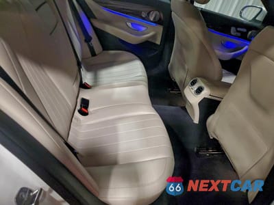 Zdjęcie 10 z 12 samochodu: 2017 MERCEDES-BENZ E 300 4MATIC VIN:WDDZF4KB7HA025467 - miniatura