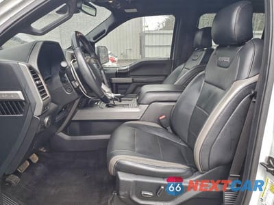 Zdjęcie 7 z 12 samochodu: 2017 FORD F150 RAPTOR VIN:1FTFW1RG5HFA18565 - miniatura