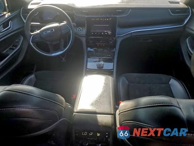 Zdjęcie 8 z 13 samochodu: 2023 JEEP GRAND CHEROKEE L LAREDO VIN:1C4RJKAG7P8825220 - miniatura