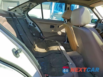 Zdjęcie 10 z 12 samochodu: 1993 BMW 318 I VIN:WBACA5315PFG05926 - miniatura