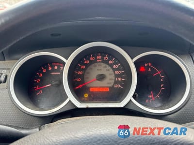 Zdjęcie 8 z 10 samochodu: 2008 TOYOTA TACOMA VIN:5TENX22N08Z512617 - miniatura
