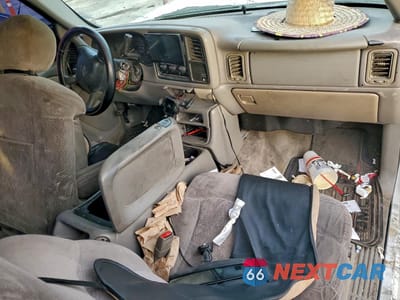 Zdjęcie 8 z 14 samochodu: 1999 CHEVROLET SILVERADO VIN:2GCEC19T2X1223641 - miniatura