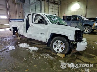 Czwarte zdjęcie samochodu z boku: 2016 CHEVROLET SILVERADO K1500 LT VIN:1GCVKREC5GZ295500 - miniatura