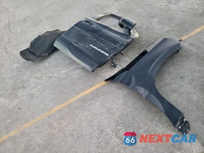 Zdjęcie 13 z 14 samochodu: 2021 CHEVROLET SUBURBAN C1500 LT VIN:1GNSCCKD8MR442180 - miniatura