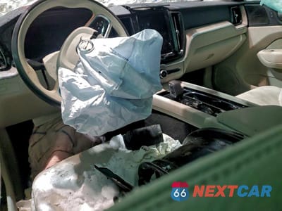 Zdjęcie 8 z 14 samochodu: 2024 VOLVO XC60 PLUS VIN:YV4L12RL5R1713225 - miniatura