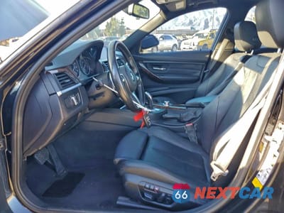 Zdjęcie 7 z 11 samochodu: 2013 BMW 335 I VIN:WBA3A9G52DNP37612 - miniatura