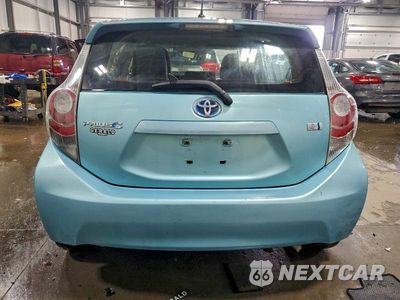 Zdjęcie 6 z 12 samochodu: 2013 TOYOTA PRIUS C TWO VIN:JTDKDTB36D1031548 - miniatura