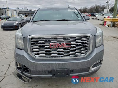 Piąte zdjęcie samochodu w środku: 2018 GMC YUKON DENALI VIN:1GKS2CKJ3JR268259 - miniatura