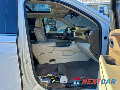 Zdjęcie 8 z 10 samochodu: 2021 GMC YUKON DENALI VIN:1GKS1DKT2MR375429 - miniatura