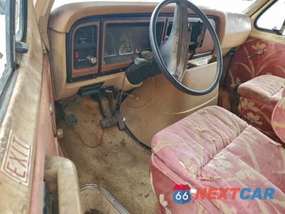 Zdjęcie 8 z 11 samochodu: 1985 FORD ECONOLINE E350 CUTAWAY VAN VIN:1FDKE30L7FHA30768 - miniatura