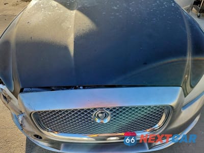 Zdjęcie 11 z 12 samochodu: 2011 JAGUAR XJ VIN:SAJWA1CB6BLV04646 - miniatura