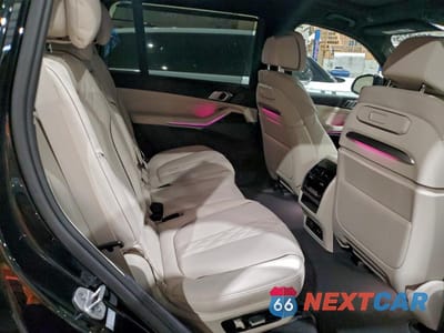 Zdjęcie 10 z 12 samochodu: 2026 BMW X7 XDRIVE40I VIN:5UX23EM06T9075081 - miniatura