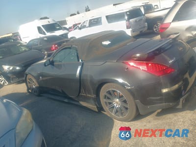 Trzecie zdjęcie samochodu z tyłu: 2005 NISSAN 350Z ROADSTER VIN:JN1AZ36A45M753769 - miniatura