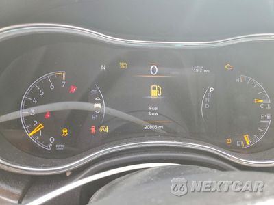 Zdjęcie 9 z 15 samochodu: 2018 JEEP GRAND CHEROKEE LIMITED VIN:1C4RJFBG9JC179236 - miniatura