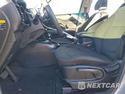 Zdjęcie 7 z 12 samochodu: 2013 KIA SOUL VIN:KNDJN2A29K7000610 - miniatura