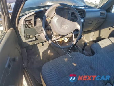 Zdjęcie 8 z 12 samochodu: 1993 TOYOTA PICKUP 1/2 TON SHORT WHEELBASE DX VIN:4TARN01P2PZ124308 - miniatura