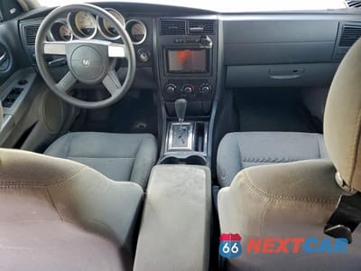 Zdjęcie 8 z 12 samochodu: 2005 DODGE MAGNUM SXT VIN:2D4FV48V35H671462 - miniatura