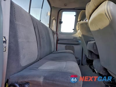 Zdjęcie 10 z 14 samochodu: 2002 FORD F350 SRW SUPER DUTY VIN:1FTSX31F12ED04954 - miniatura