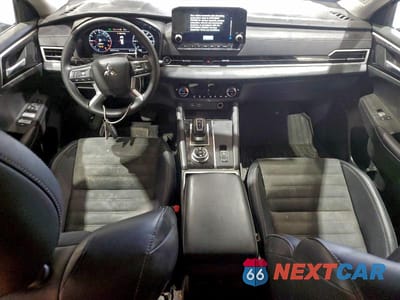 Zdjęcie 8 z 12 samochodu: 2024 MITSUBISHI OUTLANDER SE VIN:JA4J4VA86RZ078246 - miniatura