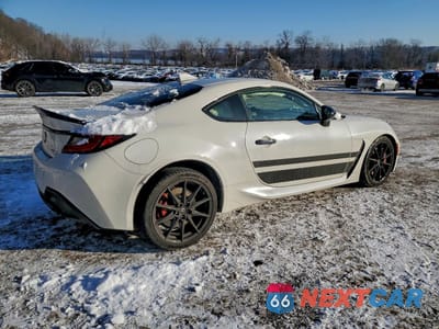 Trzecie zdjęcie samochodu z tyłu: 2024 TOYOTA GR 86 TRUENO EDITION VIN:JF1ZNBM17R9750520 - miniatura