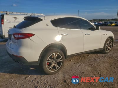 Trzecie zdjęcie samochodu z tyłu: 2018 MASERATI LEVANTE VIN:ZN661XUA3JX296092 - miniatura