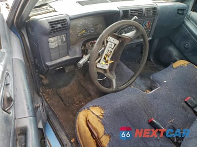 Zdjęcie 8 z 12 samochodu: 1997 CHEVROLET S TRUCK S10 VIN:1GCCS14X8V8124062 - miniatura