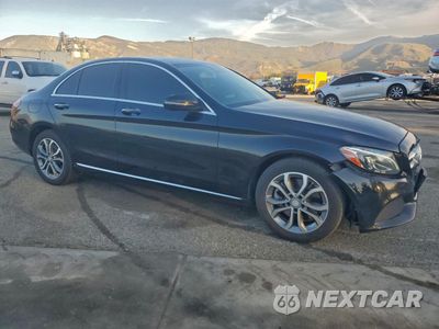 Czwarte zdjęcie samochodu z boku: 2016 MERCEDES-BENZ C 300 4MATIC VIN:WDDWF4KB9GR162395 - miniatura
