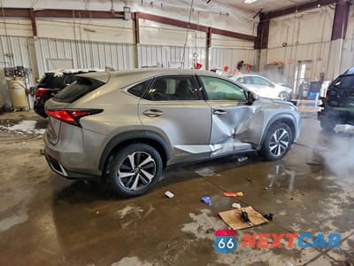 Trzecie zdjęcie samochodu z tyłu: 2019 LEXUS NX 300H VIN:JTJBJRBZ7K2122249 - miniatura