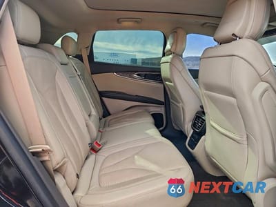 Zdjęcie 11 z 13 samochodu: 2020 LINCOLN NAUTILUS RESERVE VIN:2LMPJ6K93LBL10348 - miniatura
