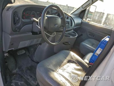 Zdjęcie 8 z 13 samochodu: 2006 FORD ECONOLINE E450 SUPER DUTY CUTAWAY VAN VIN:1FDXE45S86HA86746 - miniatura