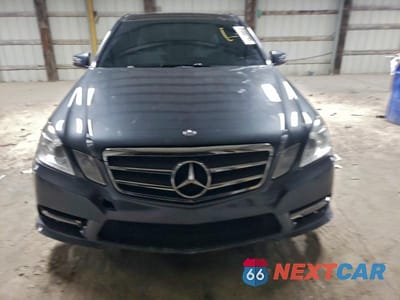 Piąte zdjęcie samochodu w środku: 2013 MERCEDES-BENZ E 350 VIN:WDDHF5KB4DA747331 - miniatura
