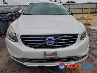 Piąte zdjęcie samochodu w środku: 2015 VOLVO XC60 T5 PREMIER VIN:YV440MDB5F2587469 - miniatura