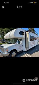 Drugie zdjęcie samochodu z przodu: 2019 FORD ECONOLINE E450 SUPER DUTY CUTAWAY VAN VIN:1FDXE4FS4KDC21107 - miniatura