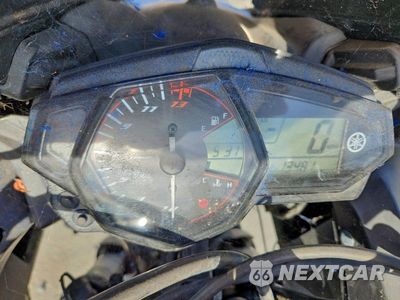 Zdjęcie 7 z 9 samochodu: 2015 YAMAHA YZFR3 VIN:MH3RH06Y3FK005768 - miniatura