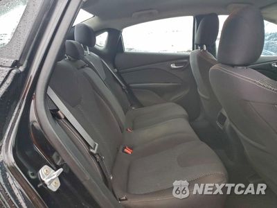 Zdjęcie 10 z 12 samochodu: 2015 DODGE DART SXT VIN:1C3CDFBBXFD159066 - miniatura