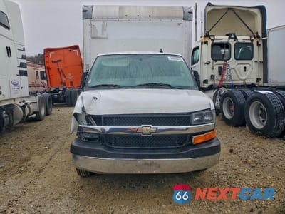 Piąte zdjęcie samochodu w środku: 2018 CHEVROLET EXPRESS BOX TRUCK VIN:1HA3GTCG6JN002693 - miniatura