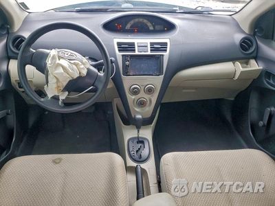 Zdjęcie 8 z 13 samochodu: 2007 TOYOTA YARIS VIN:JTDBT923671164076 - miniatura