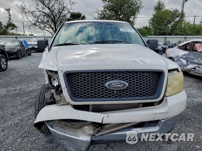 Piąte zdjęcie samochodu w środku: 2005 FORD F150 VIN:1FTPX12545NB84409 - miniatura