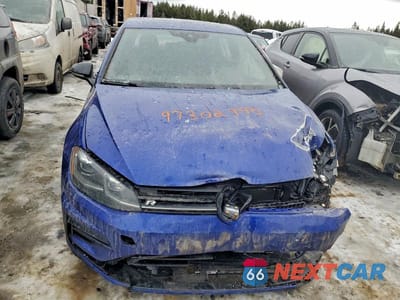 Piąte zdjęcie samochodu w środku: 2018 VOLKSWAGEN GOLF R VIN:WVWWF7AU2JW208785 - miniatura