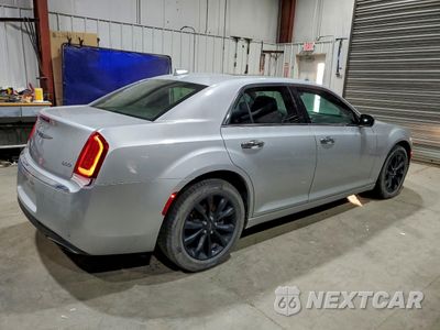 Trzecie zdjęcie samochodu z tyłu: 2020 CHRYSLER 300 LIMITED VIN:2C3CCAKG6LH128588 - miniatura