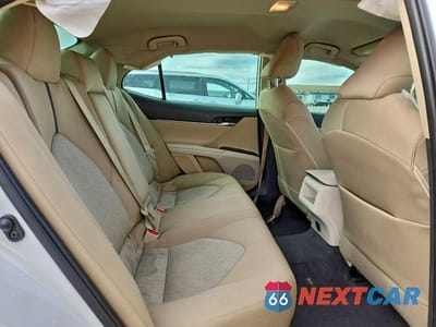 Zdjęcie 10 z 11 samochodu: 2021 TOYOTA CAMRY LE VIN:4T1C11AK2MU579423 - miniatura